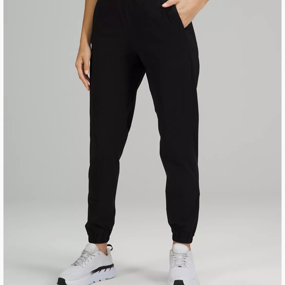 EUC Lululemon Adapted State Jogger 6